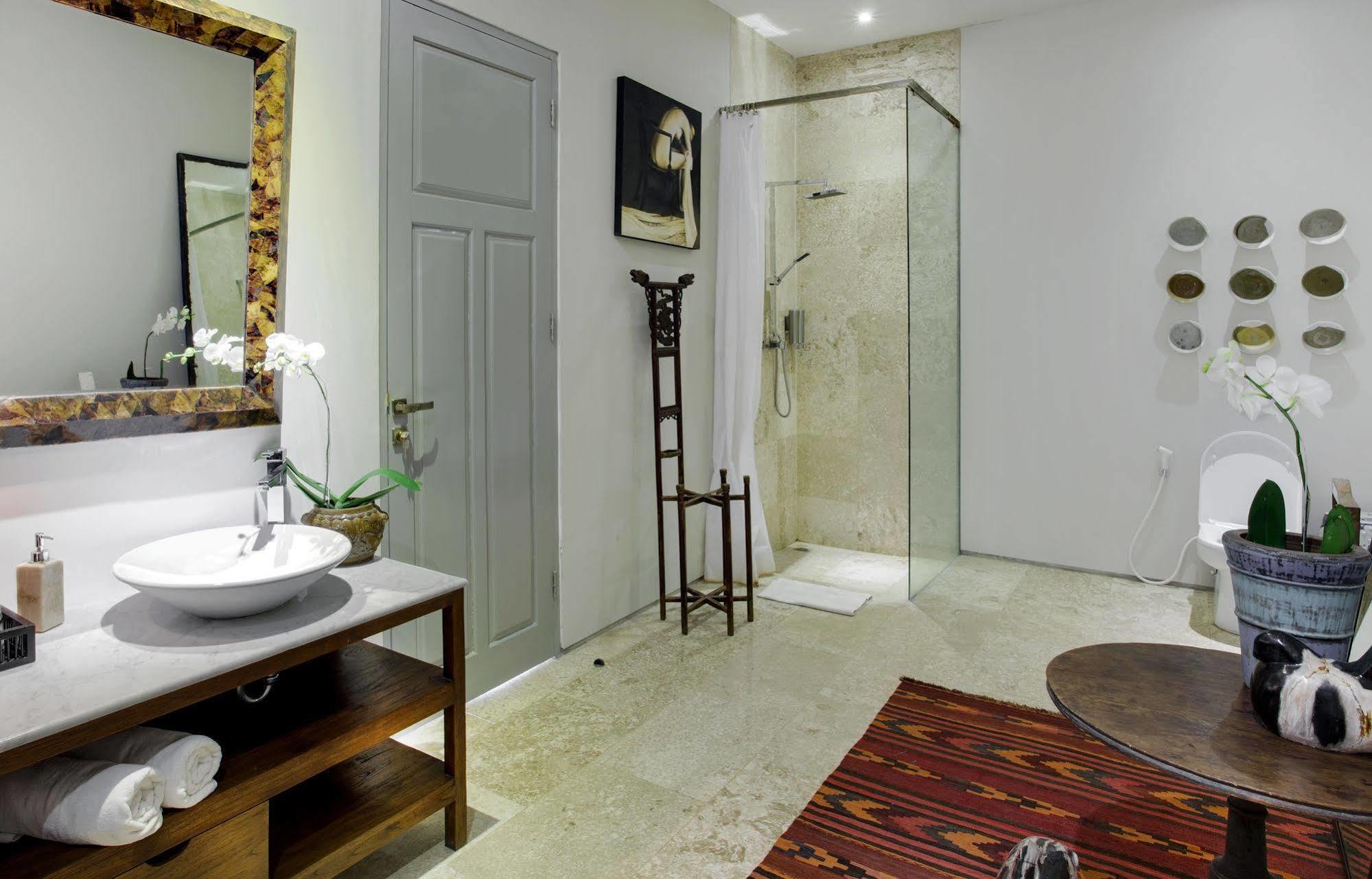 Room & Vespa 2 Семиньяк Экстерьер фото